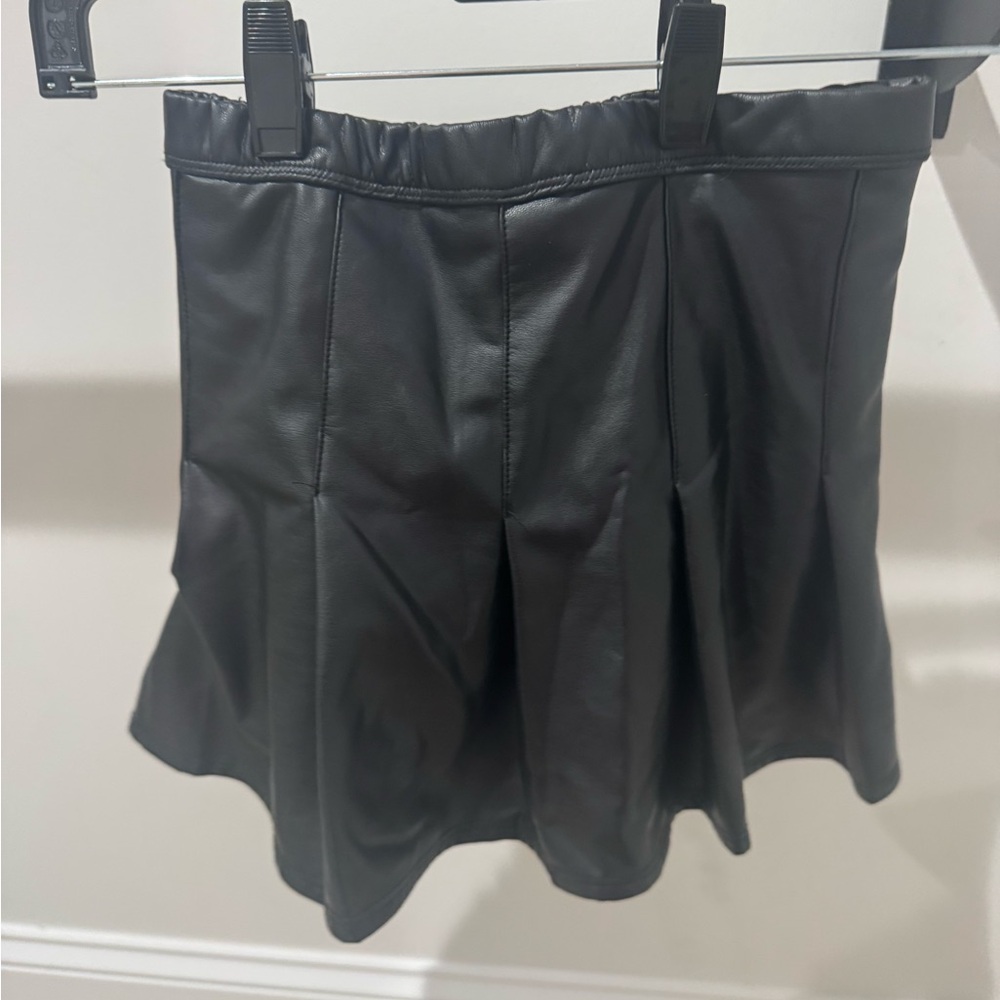 Abercrombie kids faux leather skort - Picture 1 of 3